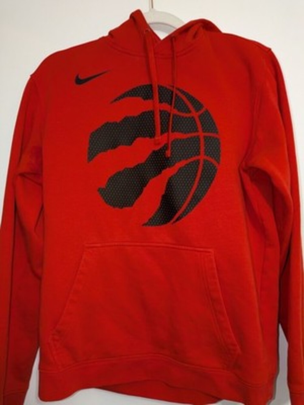 Nike Toronto Raptors Men's Size M Red Hoodie Sweatshirt FREE SHIP - Picture 1 of 2